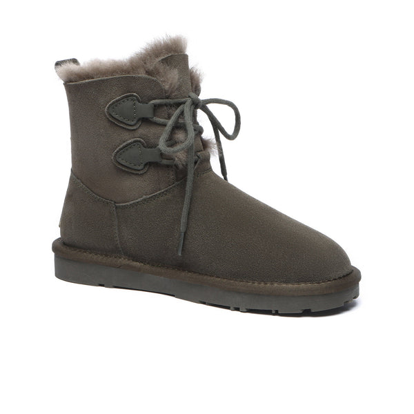 Chelsea Women Lace-up UGG Boots